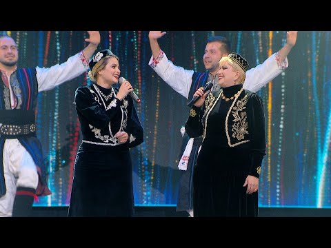 Видео: С песните на Николина и Мария Чакърдъкови