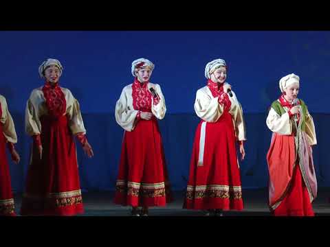 Видео: "Ворожи не ворожи"- Алёна Ларькина и Образцовый ансамбль русской песни "Золотой ларец".