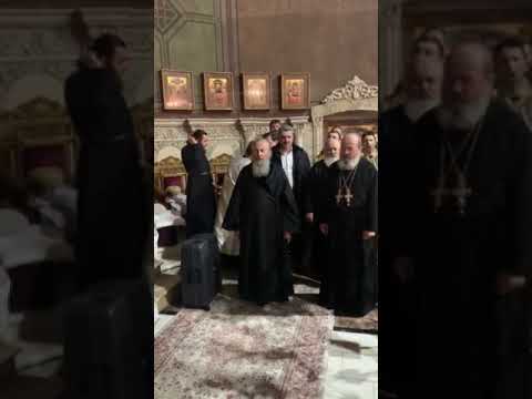 Видео: Колядка "Добрий вечір" в исполнении блаженнейшего митрополита Онуфрия.