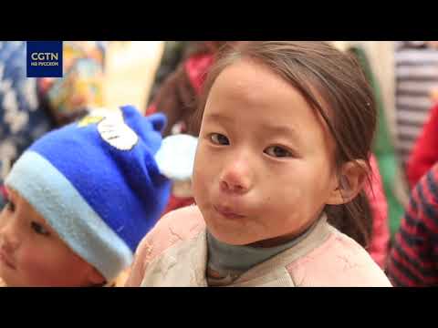 Видео: Путь к "деревне на скале"