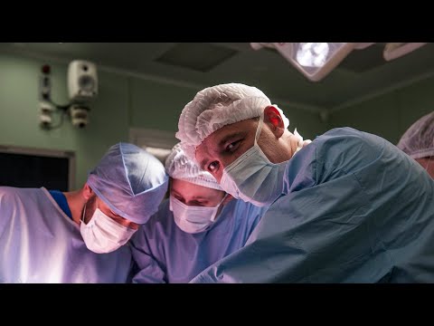 Видео: "Я большой и храбрый дельфин": история одной пересадки легких