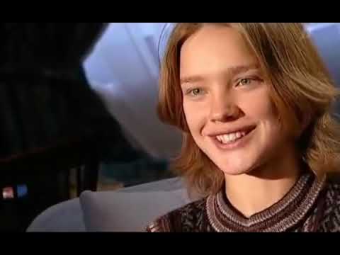 Видео: Natalia Vodianova Париж