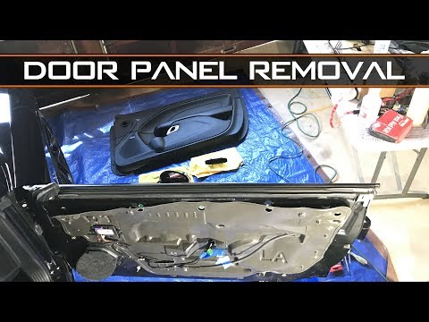 Видео: Снятие и установка внутренней дверной панели Challenger 2015+