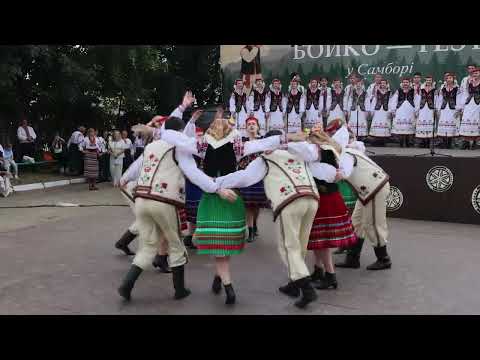 Видео: Народний ансамбль пісні і танцю «Черемош» ЛНУ ім. І. Франка