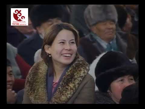 Видео: Шоу айтыс. Ахметжан Өзбеков пен Карима Оралова