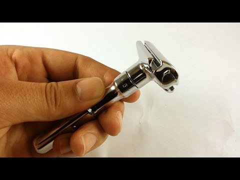 Видео: Бритье. Обзор Т образного бритвенного станка Merkur Futur. Merkur Futur safety razor review.