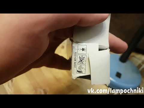 Видео: CFL Philips PL-Electronic 8W E27 827 WW - обзор и включение лампы