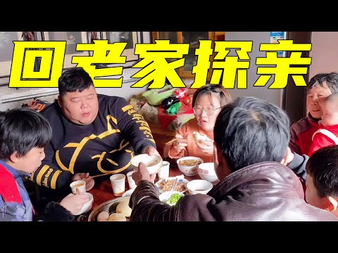 Видео: Собираясь домой в гости к родственникам, "тушеное мясо в горшочке" попробовал брат-обезьяна!