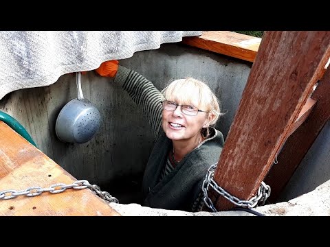 Видео: 21.08.2021 Как самому почистить и продезинфицировать колодец. Видеоинструкция 🎥. Ч.1