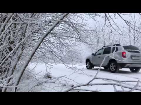 Видео: Рено Дастер 2013 г.в. передний привод - Хороший автомобиль.