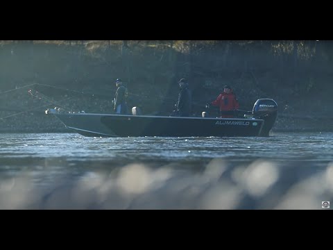 Видео: Ловля стальноголового лосося на реке Клируотер | 3 РУКОВОДСТВА по рыбалке Примите участие в местн...