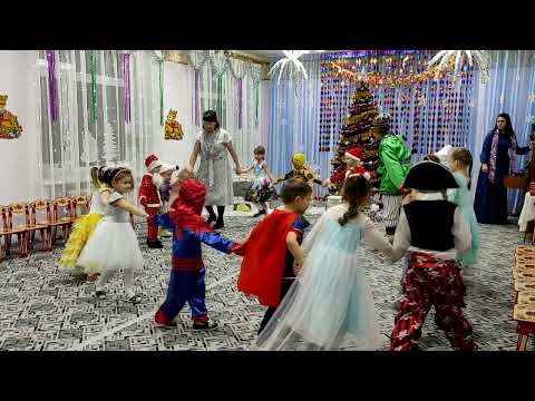 Видео: Новогодний утренник "По щучьему велению" Средне-старшая группа.