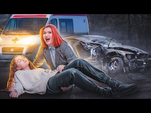 Видео: МАША и УЧИЛКА ПОПАЛИ в СТРАШНУЮ АВАРИЮ!