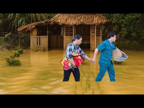 Видео: Полицейский внезапно появился, чтобы помочь бедной матери-одиночке после сильного наводнения.