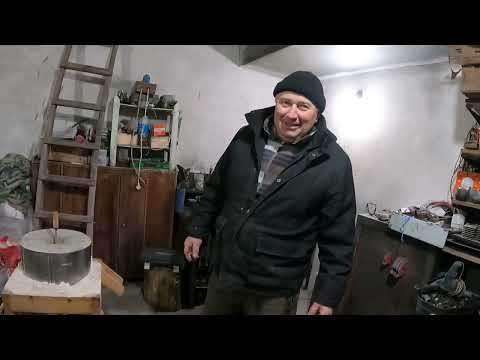 Видео: Жорна,Жорновий млин для цільнезернового борошна