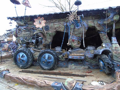 Видео: как  сделать  декоративную  ковку  и  заклёпки  на  фасаде  гаража из  арт  бетона  мастер  класс.