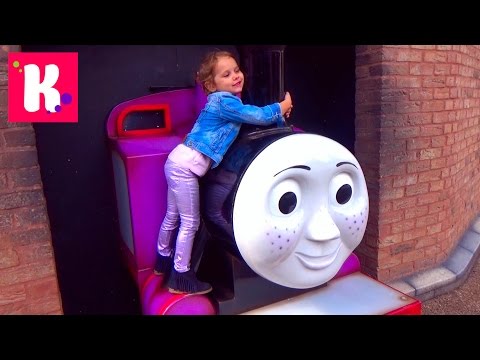 Видео: Катя и Макс в парке развлечений