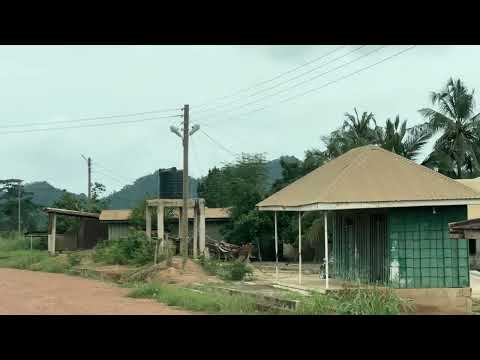 Видео: Автопутешествие к озеру Босомтве, Гана.