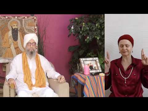 Видео: медитация с Гуру Дев Сингхом 26.04.2020 с переводом на русский язык