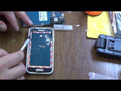 Видео: Замена дисплея на Samsung J1 Mini 2016 (SM-J105H/DS)