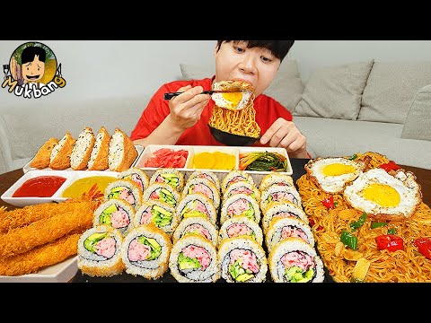 Видео: ASMR MUKBANG | ми горенг Рамён, кимбап, кимчи рецепт ! принимать пищу