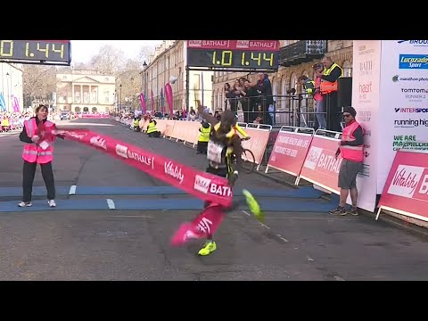 Видео: Самые необычные моменты в спорте