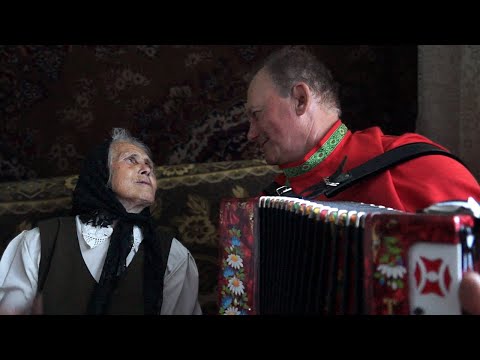 Видео: Частушки «Семёновна»