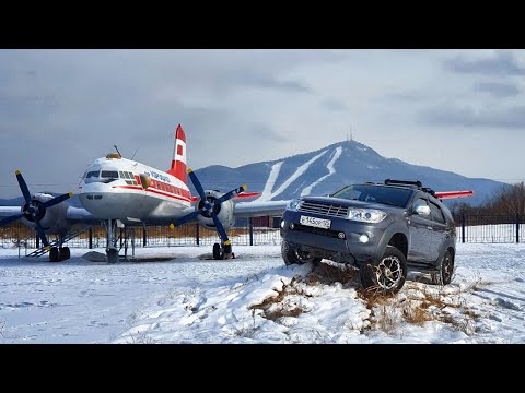 Видео: Toyota Fortuner хороший автомобиль? Обзор Fortuner AN50 первое поколение. 2010г. Прокатимся
