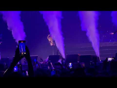 Видео: Mary Gu — Ненавижу города | Москва VK Stadium 25.10.2024