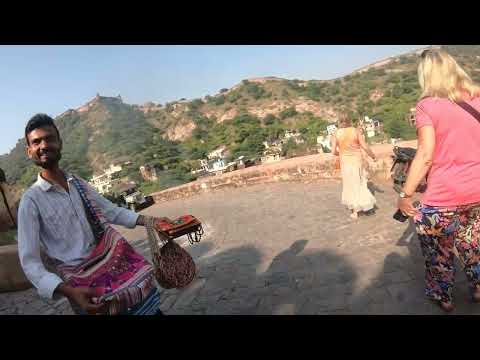 Видео: Индия Золотой Треугольник Джайпур Абханери Агра Варанаси Кхаджурахо Дели  октябрь 2025 год