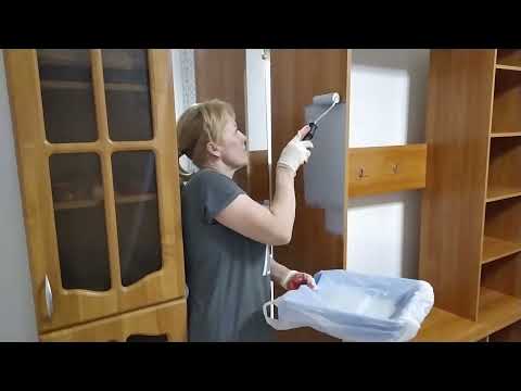 Видео: #Перекраска плательного шкафа#