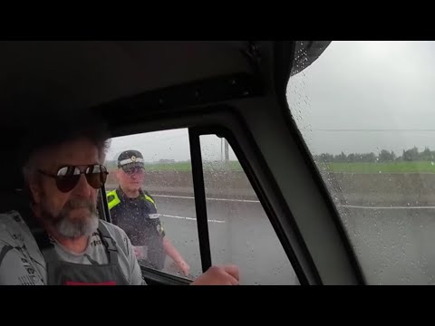 Видео: ДПС ГИБДД НАРВАЛИСЬ НА ГРАМОТНОГО
