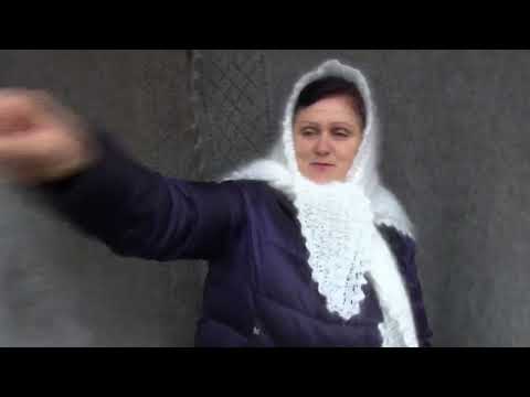 Видео: Три новых пуховых платочка разных цветов. Не пушены и не крашены. Ручная работа, все мягкие .