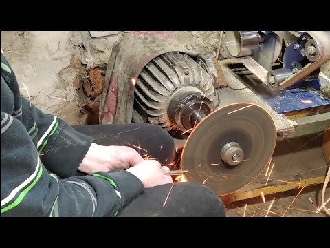 Видео: Нож на Шпильке.  Как делают в Зоне  Работа с Отрезным Двигатель для ножа