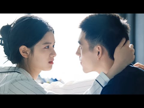 Видео: 【27】Принудительные поцелуи бывшего парня не позволяют ей отказаться😳