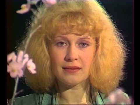 Видео: Наталья Рожкова (сайт rogkova.ru), "Если в небе солнце светит" муз. Вадим Ильин ст. Юрий Рыбчинский