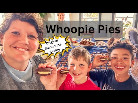 Видео: Рецепт шоколадных пирожных «Вупи-пай» или «Гобс» для меннонитов. Легенда о пирожке «Вупи-пай».