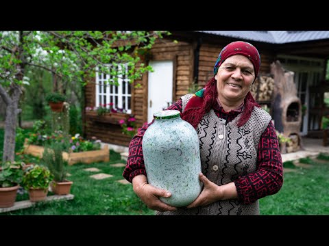 Видео: Окрошка: Холодный летний суп