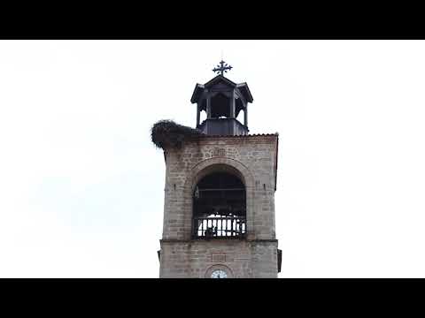 Видео: Камбаните запяха под новия и подменен кръст на камбанарията