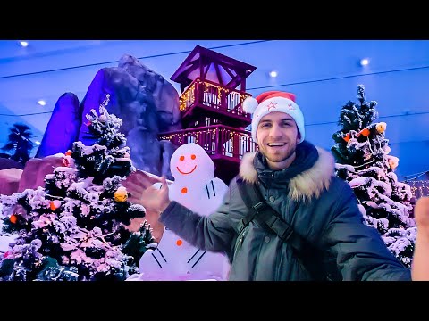 Видео: КАК СДЕЛАТЬ КРУТОЕ НОВОГОДНЕЕ ВИДЕО В MOVAVI VIDEO EDITOR 2021