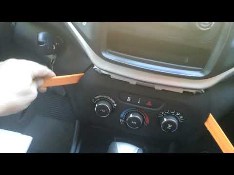 Видео: Установка ГУ Tesla на Jeep Cherokee kl Spot