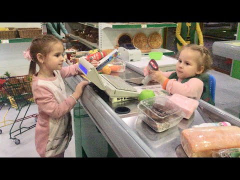 Видео: Алина играет в детском развлекательном центре Минополис Играем в сюжетные игры Развлечения для детей