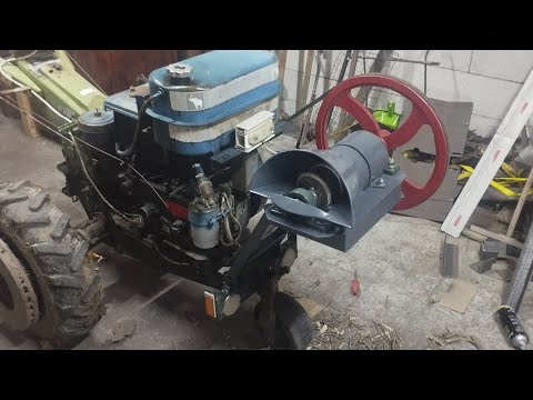 Видео: Шнековий подрібнювач на мотоблок 8 кс zubr