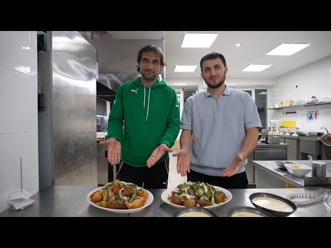 Видео: Роман Узденов и Тенгиз Габаев  «Ашхана»