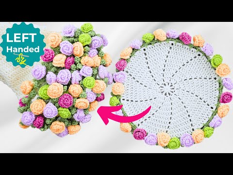 Видео: Это связанное левой рукой одеяло превращается в букет роз!