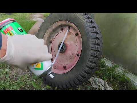 Видео: Пена в колесо садовой тележки.