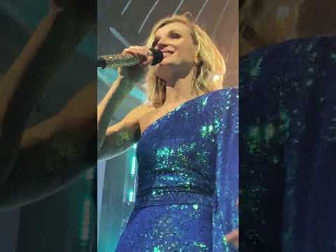 Видео: Полина Гагарина "Небо в глазах" GIPSY 15 апреля 2022