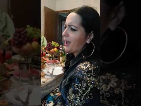 Видео: Цыганочка красиво поет