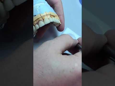 Видео: Глазурирование керамики.