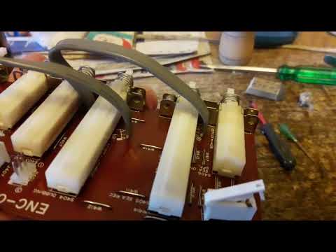 Видео: JVC A-X400 Разборка и чистка переключателей без впаивания. Разборка и чистка в подробностях.